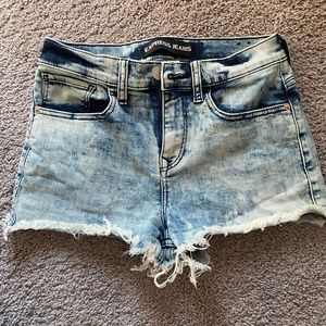 Express acid wash Jean shorts